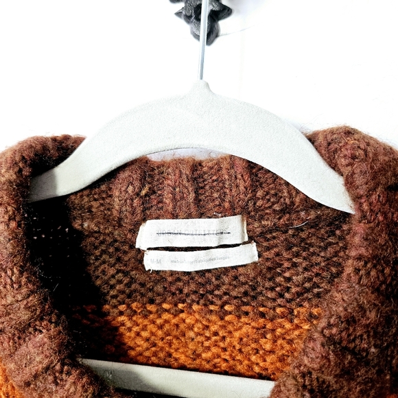 Urban Outfitters Brown Striped Oversized Sweater Size M Chunky Cozy - Picture 4 of 4